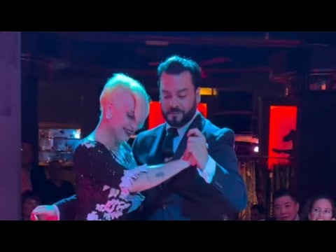 Alejandra Mantinan & Leandro Gómez - Live Music "Los Herederos Del Compas" #tango 