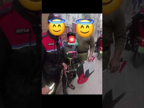 Stop kite fly#kiteflying#shorts#patang#kite#trending#viralvideo#youtubeshorts#police#🇵🇰#warning#