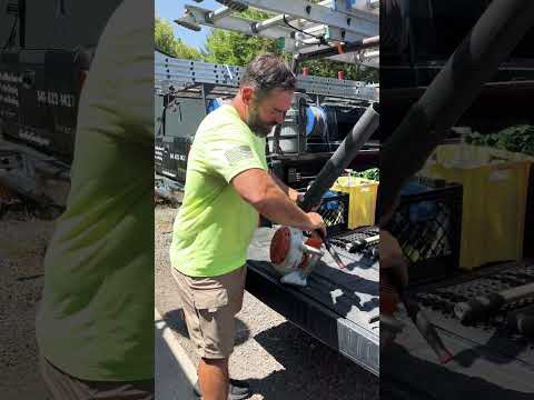 Blower bogging down? Quick fix. #lawncare #stihl