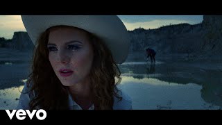 Videoklip Lenny - Lovers Do s textom piesne