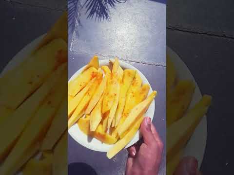 sweet mango so tasty 💛😋😋😋 #icecream #chocolate