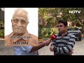 Lok Sabha Election 2024: Delhi में एक बेटे ने पहले मतदान किया, फिर दिवंगत पिता का अंतिम संस्कार किया - Video