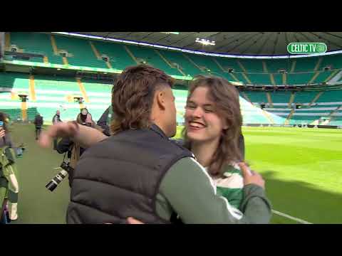 Jota On The Wing - Ellie Dixon