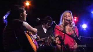 The Wreckers - One More Girl