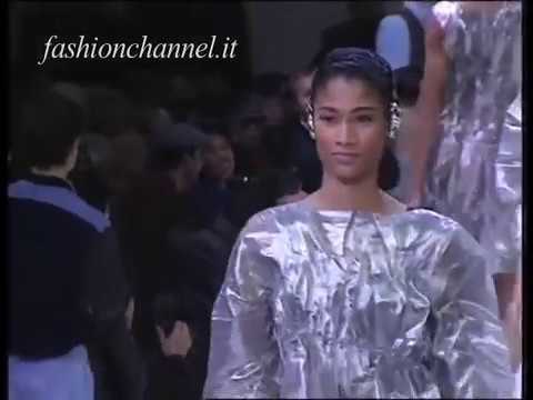 "Issey Miyake" Spring Summer 1992 Paris 4 of 4 Pret a Porter Woman by FashionChannel