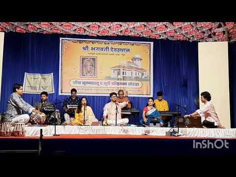 Vishwajeet Borwankar & Sharayu Date - Live Concert Goa.