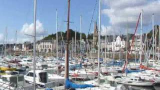 preview picture of video 'Binic, Côtes-d'Armor, Brittany, France 13th September 2008 1'