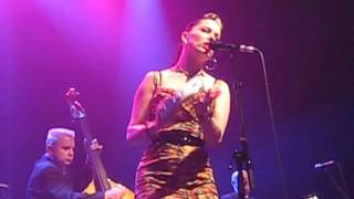 Imelda May - Intro + Pulling The Rug
