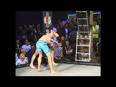 UXC: Fight Night - Ryan Curtis vs Karl O'Neill
