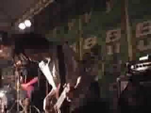 Queso - Mottaka (Live!)