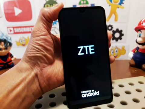 Hard reset the ZTE Blade V10 Vita 64GB to make it faster.