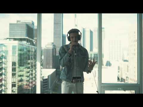 Kyle Gee - Trip (Live Quarantine Performance)