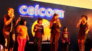 Download lagu Di Mana Di Mana - Shila, Jaclyn & Ning (Roadshow AIM 18) mp3 Download lagu Di Mana Di Mana - Shila, Jaclyn & Ning (Roadshow AIM 18) mp3