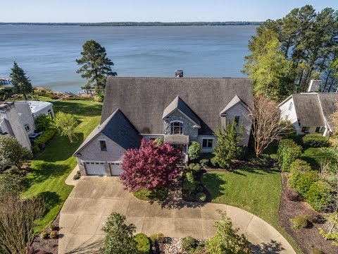 Waterfront homes in Williamsburg for sale: 178 The Maine, Williamsburg VA