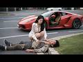 Beautiful CEO Rescue Bullied Beggar And Without Despise Took Home Change Her Grandpa S Fate
