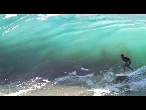 Altdifina surfa video ĉe Lennox Head