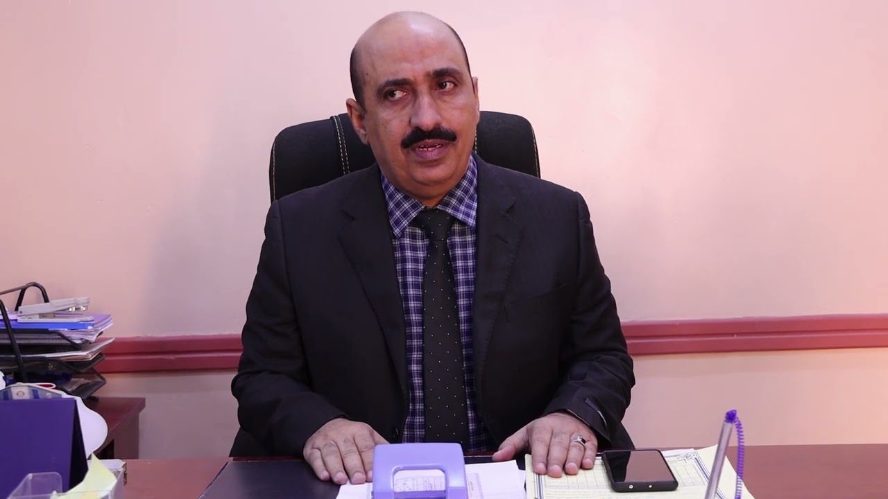 المدير باعباد يدشن العملية التربوية والتعليمية للفصل الدراسي الثاني في ثانوية المكلا النموذجية للبنين ومجمع ابن الهيثم التعليمي 