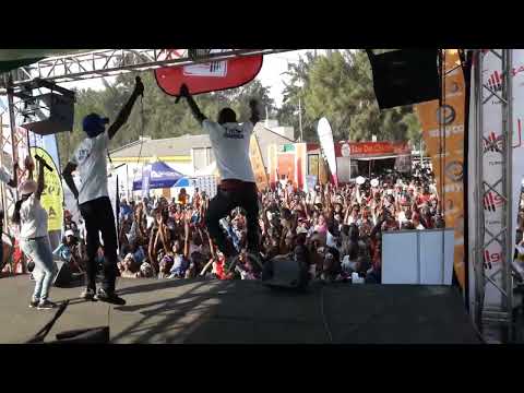 Energy Crew! Crowd Activation @ 98.4 FM Agric Day (M.K and DJ Blesh on stage)