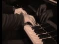 Wonderful unnamed pianist plays Scarlatti K87 