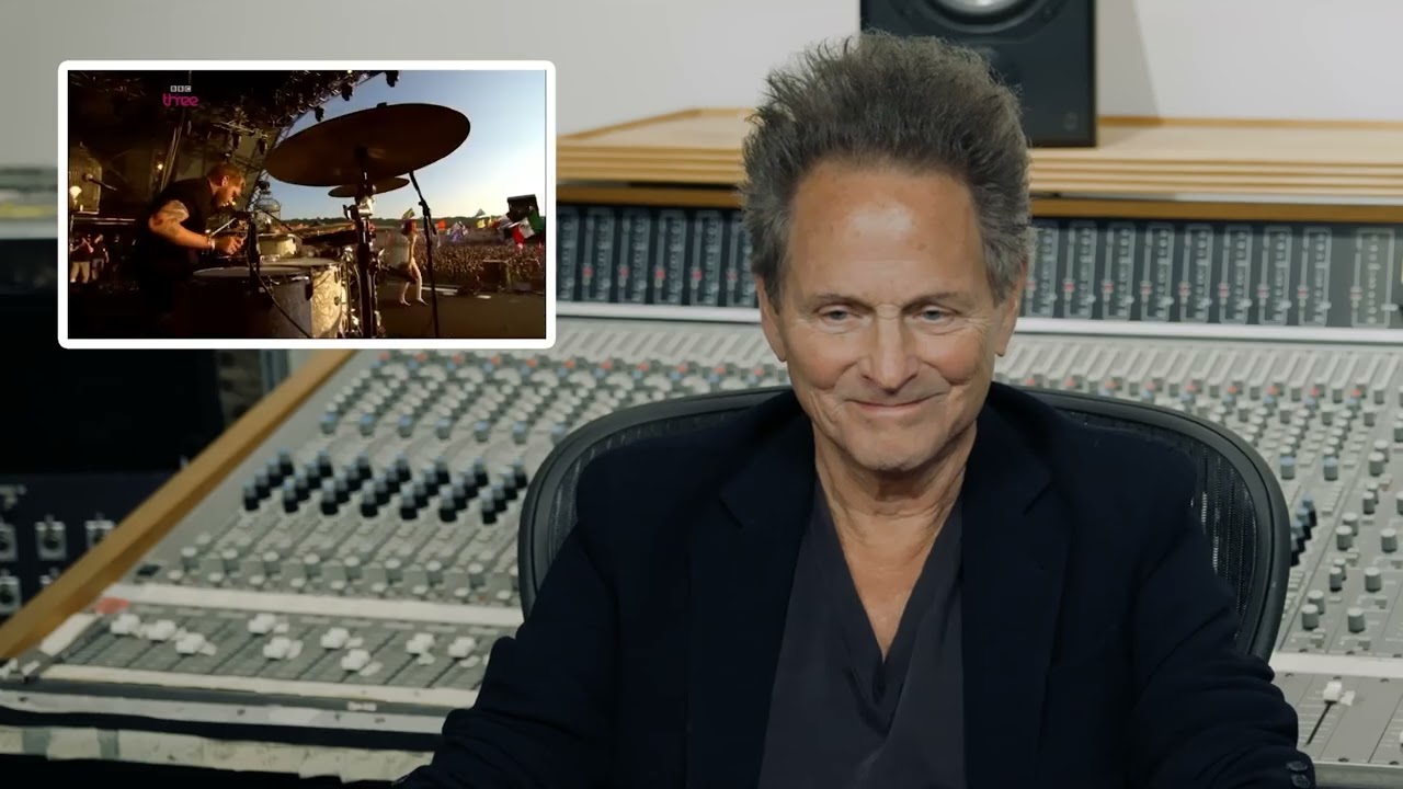 Lindsey + Leelee React: The Chain (Cover) by Florence + The Machine. - YouTube