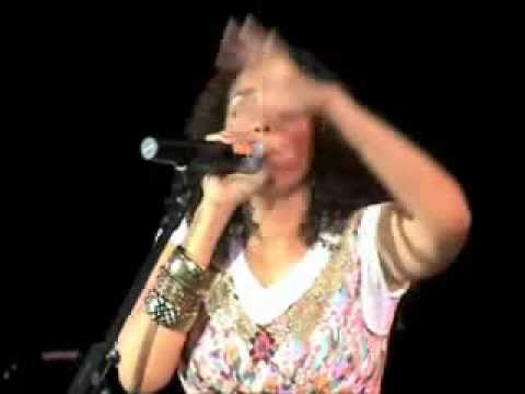 Michelle Bonilla singing 