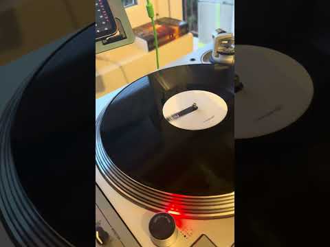 Djay Pro 5.2.4 New DVS Issue