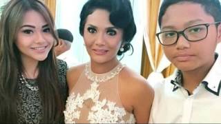 Download lagu Parah ucapan Ulang tahun Untuk Aurel, krisdayanti tega Posting Foto Ini mp3 Download lagu Parah ucapan Ulang tahun Untuk Aurel, krisdayanti tega Posting Foto Ini mp3