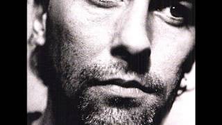 1. Western - Yann Tiersen (Les Retrouvailles)