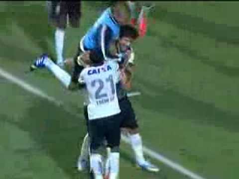 Gol de Emerson Sheik - Corinthians 1 x 0 Ponte Preta - 3° Rodada - Brasileirão 2013