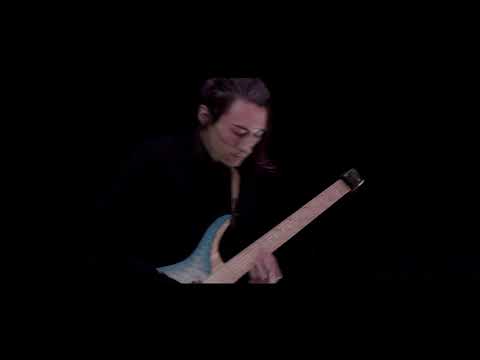 Makoto - Hello (Official Music Video)