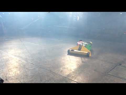 Extreme Robots Manchester 2018: Donald Thump Vs Infernal Contraption