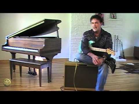 Eric Keyes on Fender Strats www.erickeyes.com