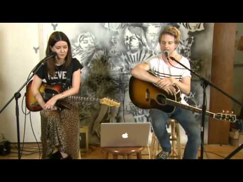 Blood Red Shoes - Electro acoustic live in New York, NY - Flavorpill Sessions 17-09-12