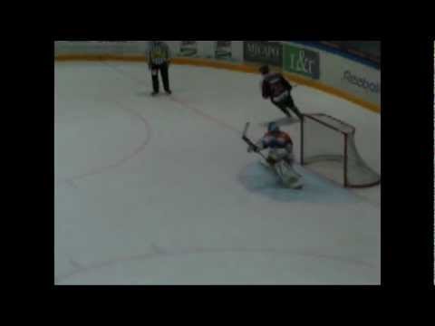 Rangaistuslaukauskilpailu harjoitusottelussa JYP-Tappara 9.9.2004