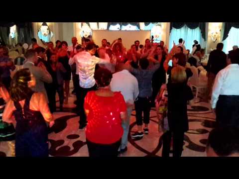 DANZA KUDURO BALLI DI GRUPPO ANIMAZIONE MATRIMONIO - PLAZA VASTO - FRANCESCO BARATTUCCI