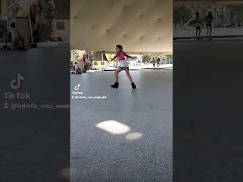 patin artístico 🛼🛼❤️ #ejercicio #trompo