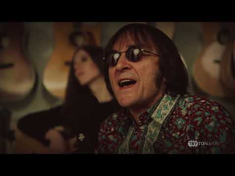 Janusz Yanina Iwański i 4GramY - Jest tak jak jest [Tryton Music]