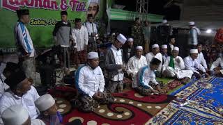 Download lagu GUS AZMI DATANG DEPOK GONDANG NGANJUK HEBOH BANNER PUN IKUT RUNTUH mp3 Download lagu GUS AZMI DATANG DEPOK GONDANG NGANJUK HEBOH BANNER PUN IKUT RUNTUH mp3