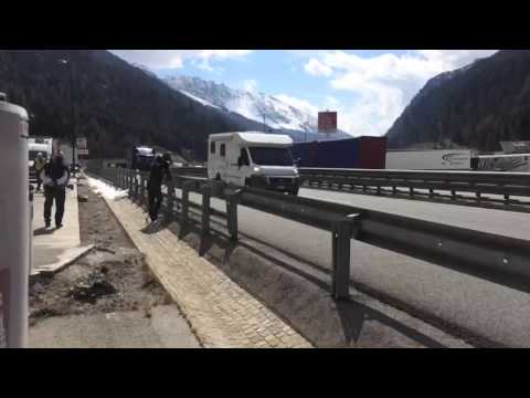 Costruzione della barriera al Brennero