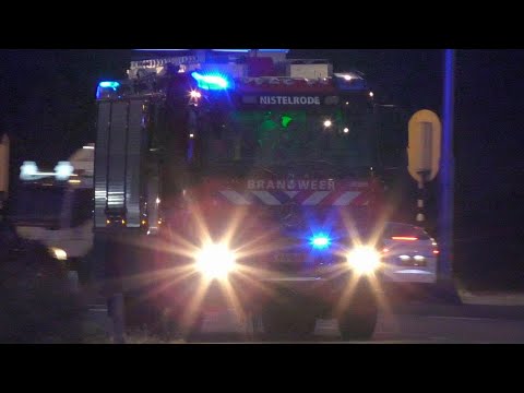 Brandweer Nistelrode TST 21-2741 en Brandweer Heesch TW 21-1761 met spoed naar een Heide Brand