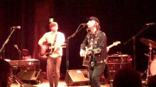 Jay Farrar & Ben Gibbard - Absolutely Sweet Marie.MP4