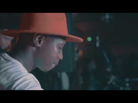 The Afrohouse Party : Caiiro, Mr Silk, Sabine Blaizin, Team Distant & Logic Senya