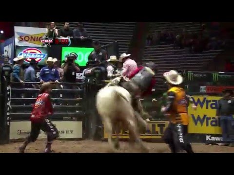 Mike Lee rides Come On Baby for 87 points (PBR)