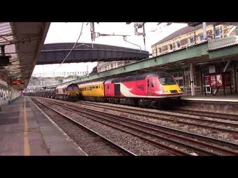 THE MARGAM - LLANWERN PASSING THE NMT MEASUREMENT TRAIN AT NEWPORT. 15/07/2022.
