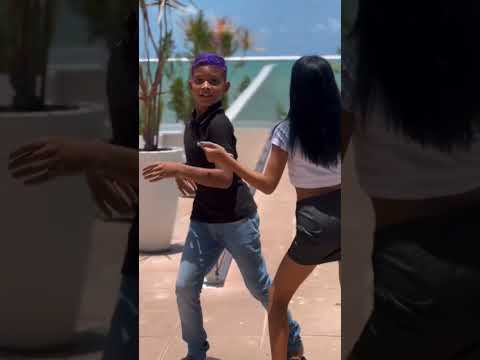 mas uma com os melhores @Julinha2_ofc @arthur1_ofc ▶0:51