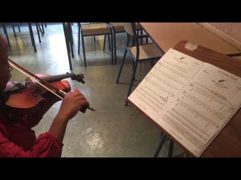 VIVE LE VENT EN CORDES À VIDE