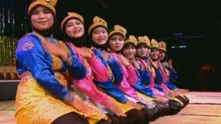 Download lagu Tari Ratoh Jaroe (Ratoh Jaroe Dance) - Kosentra Group mp3