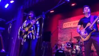 Buffy Sainte-Marie - Live - Little Wheel Spin and Spin