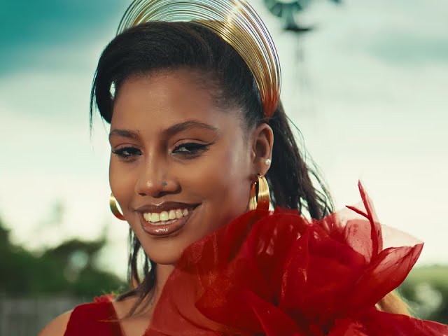 Video zu 'Pawa' ansehen