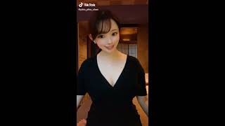 【おっぱい】 tiktok 乳揺れダンス 美人はいつまでも見ていられますｗ #Shorts